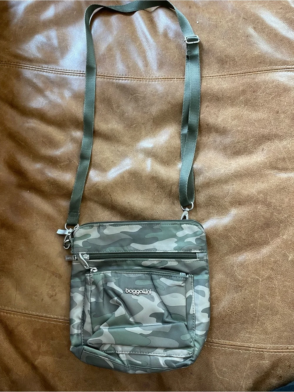 Baggallini Olive Green Camo Crossbody Messenger Bag